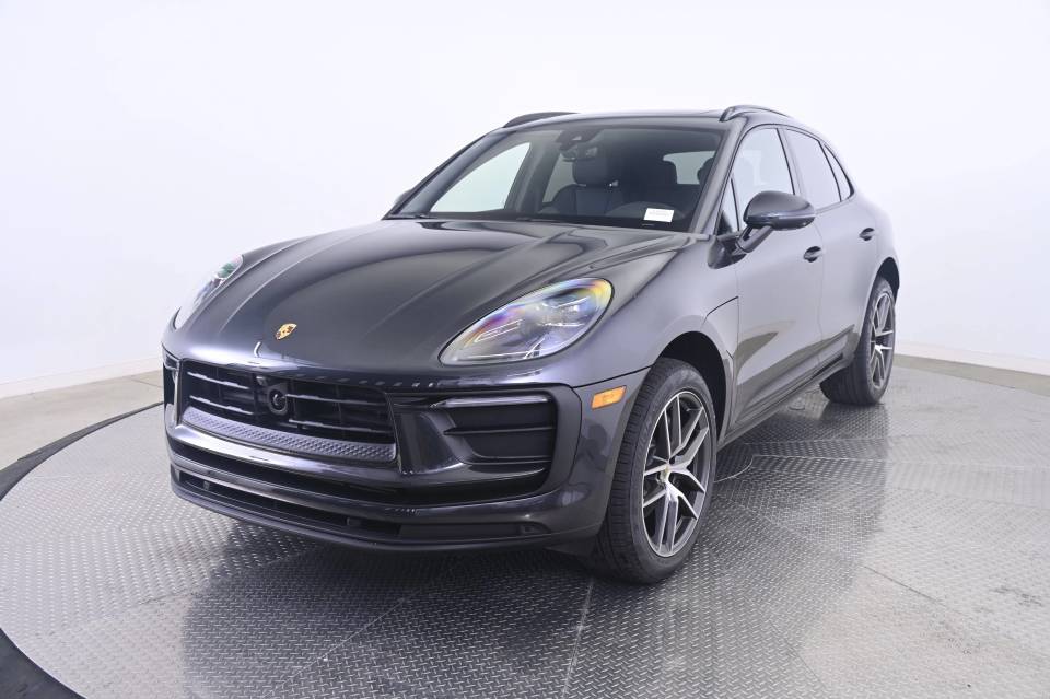 2026 Porsche Macan