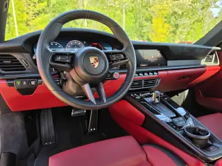 2025 Porsche 911 S - Photo 29