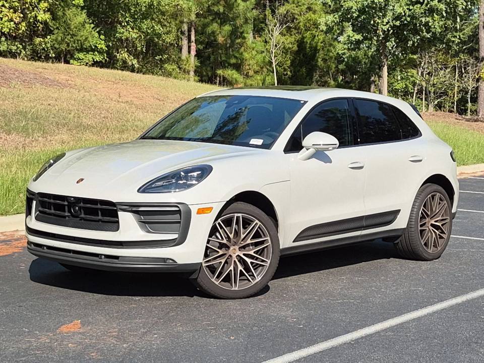 2026 Porsche Macan