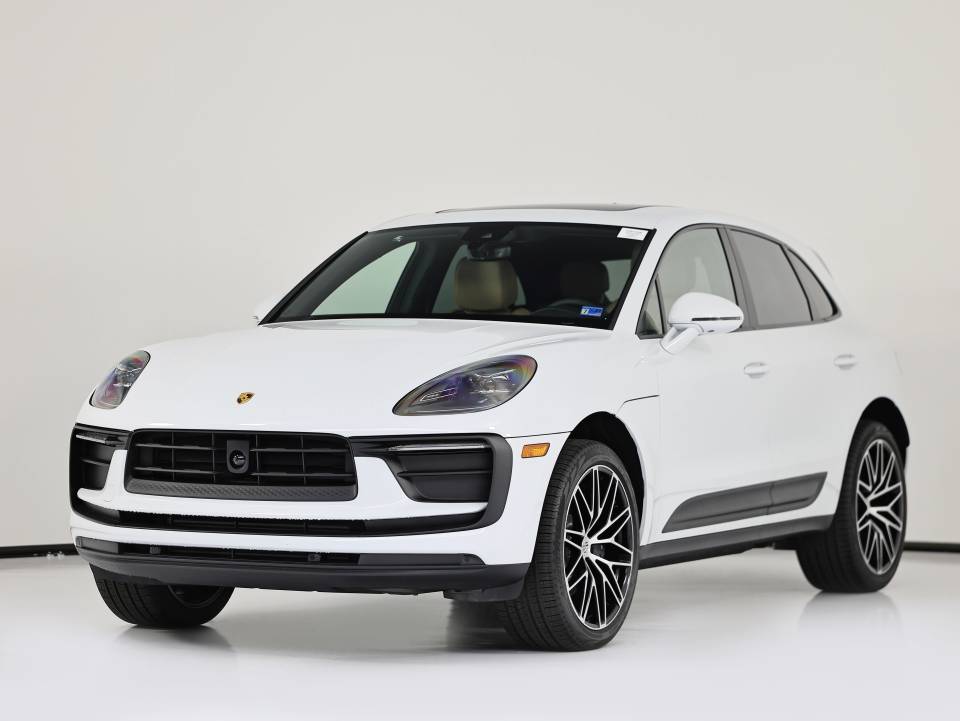 2026 Porsche Macan