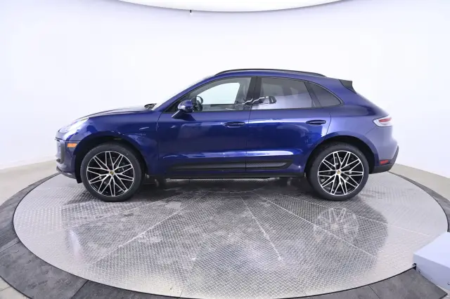 2026 Porsche Macan T - Photo 14