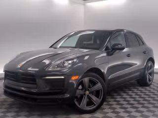 2023 Porsche Macan's photo