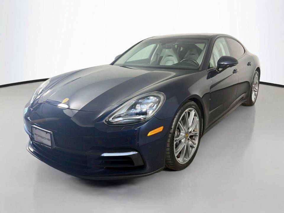 2020 Porsche Panamera