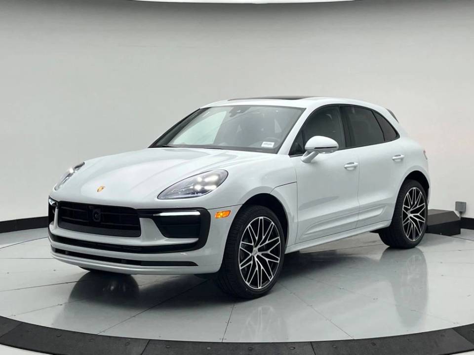 2026 Porsche Macan