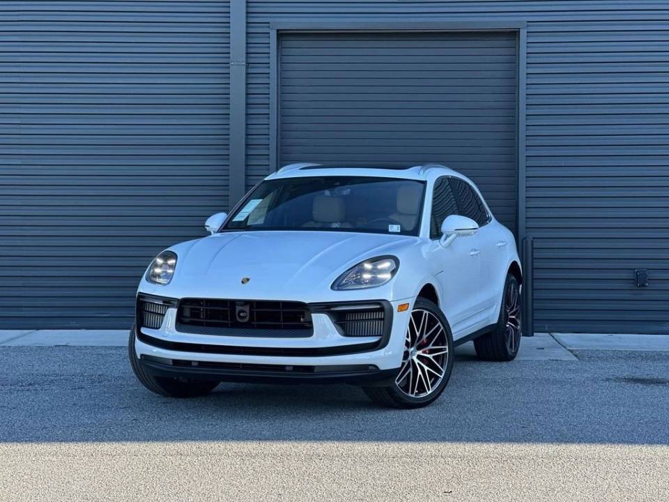 2026 Porsche Macan