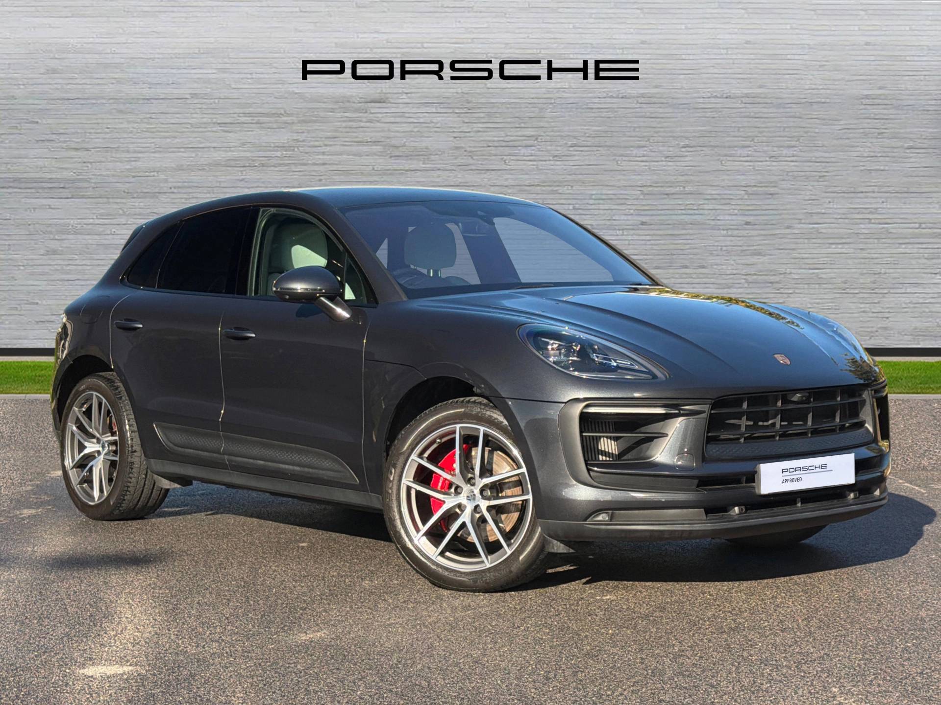Macan S, photo 1 of 51