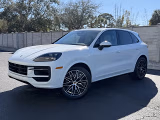 2026 Porsche Cayenne -'s photo