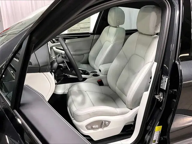2026 Porsche Macan S - Photo 38