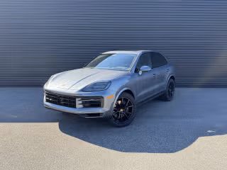2026 Porsche Cayenne -'s photo