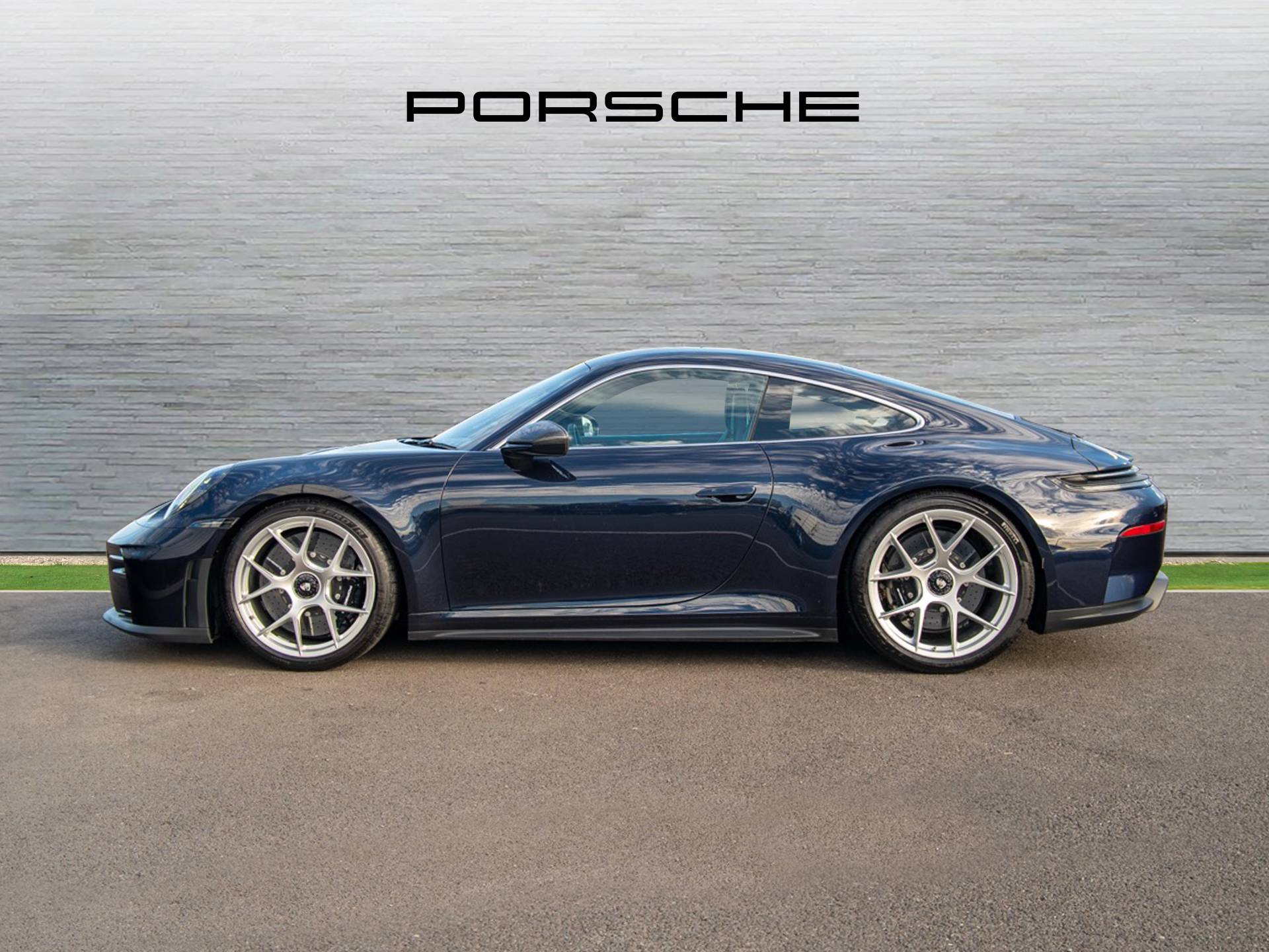 911 GT3 Touring, photo 2 of 56