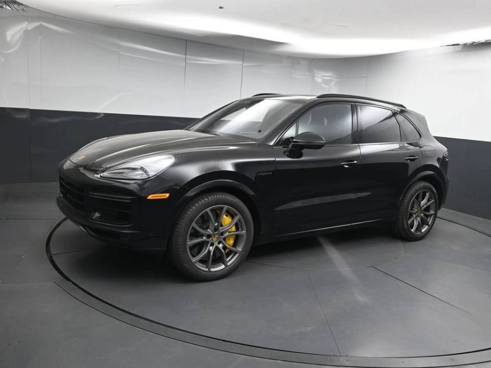 2022 Porsche Cayenne Turbo S E-Hybrid