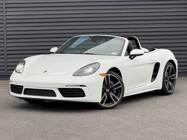 2024 Porsche 718 Base - Photo 8