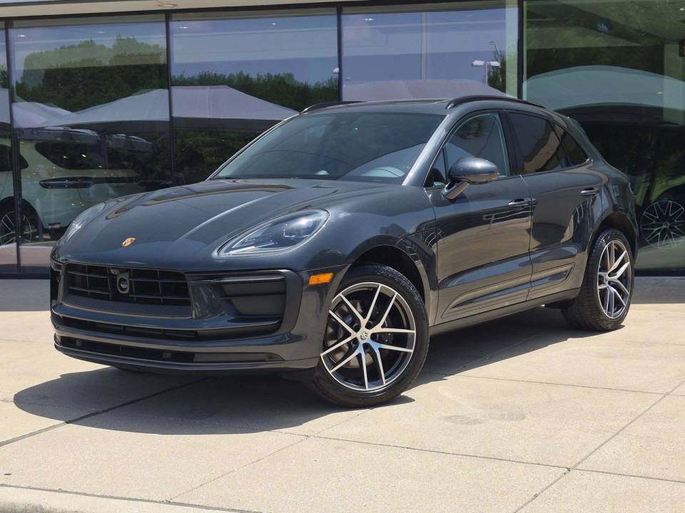 2026 Porsche Macan