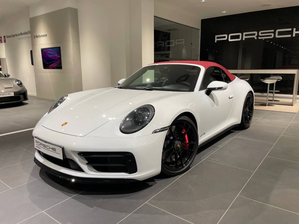 Porsche 911 Carrera 4 GTS Cabriolet PDK (2017-2019) | Precio y ficha técnica