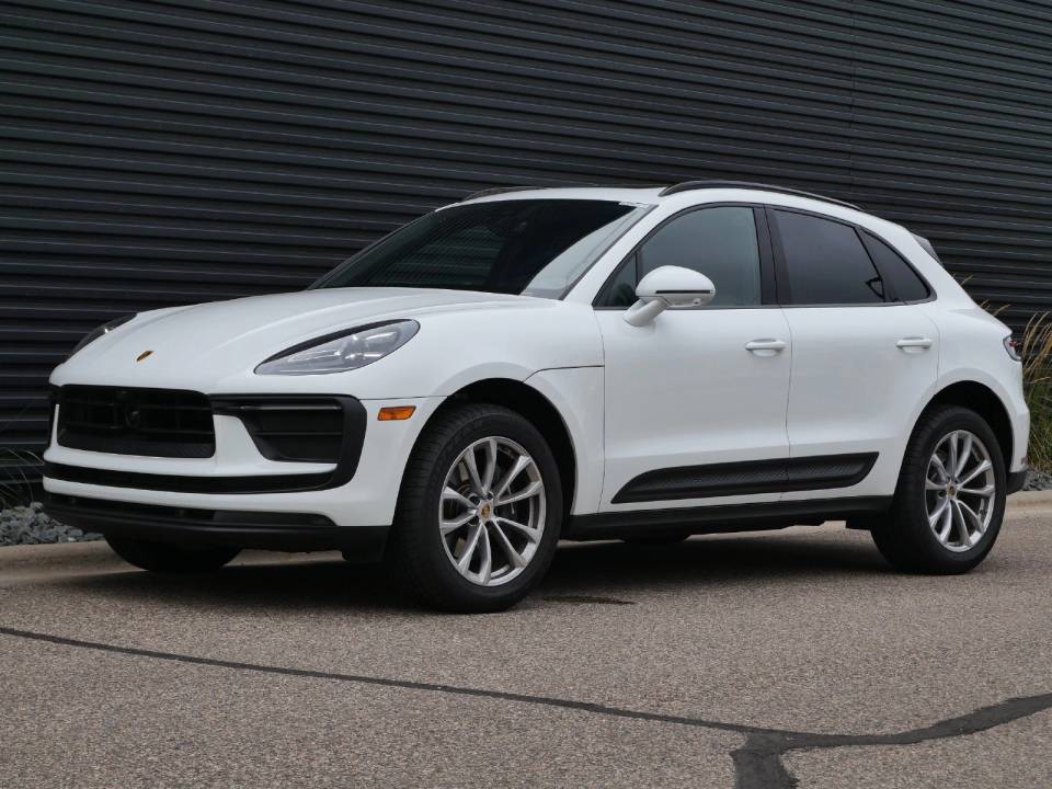 2026 Porsche Macan T