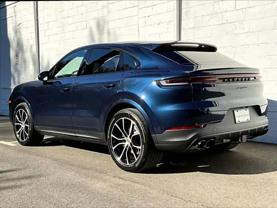 2026 Porsche Cayenne Coup E-Hybrid - Photo 23