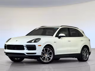 2022 Porsche Cayenne E-Hybrid's photo
