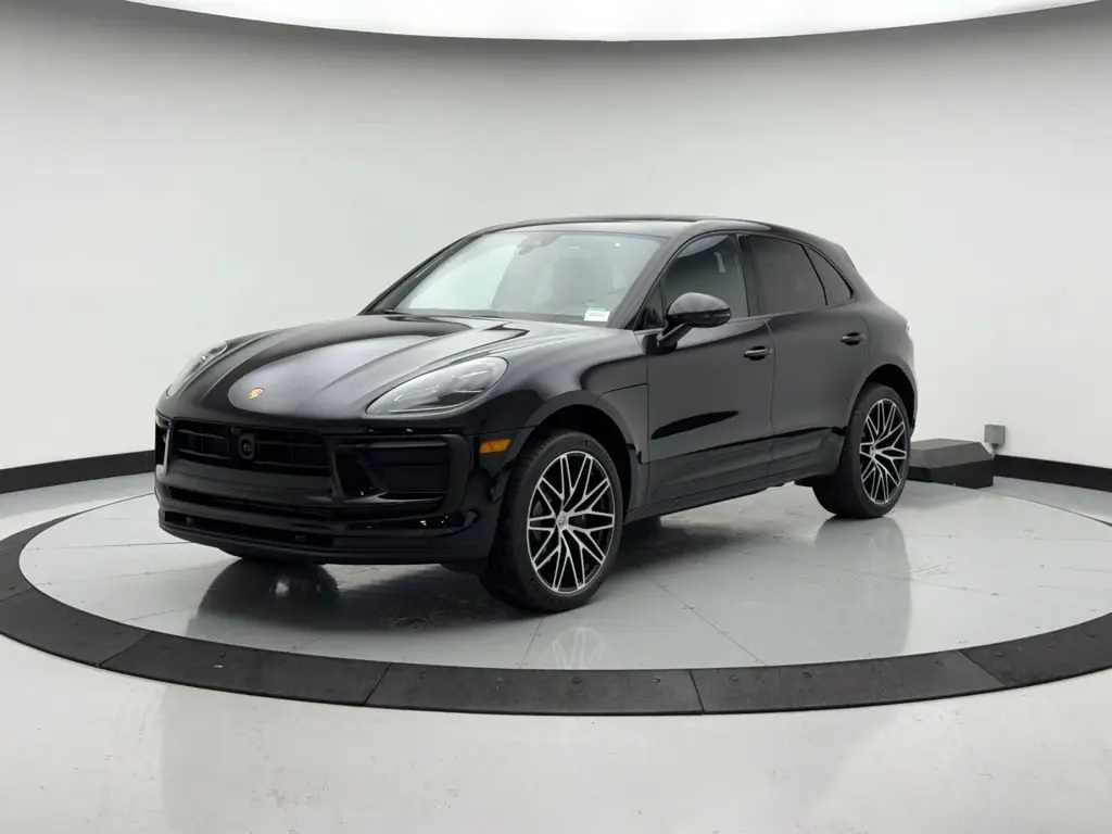 2026 Porsche Macan Base - Photo 8