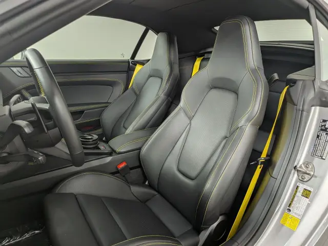 2026 Porsche 911 GTS - Photo 38