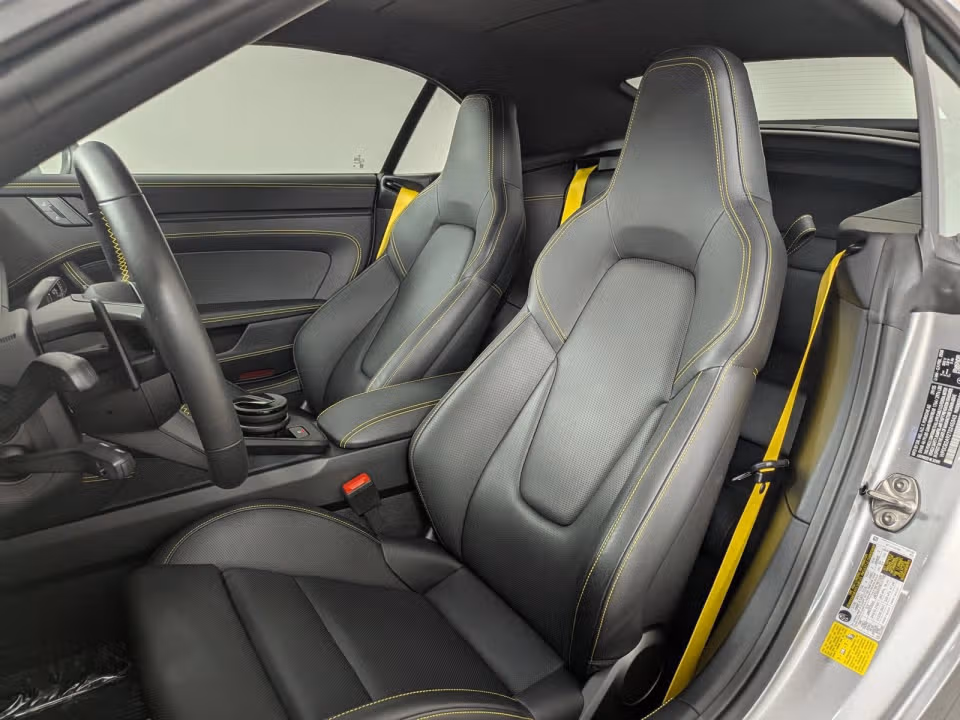 2026 Porsche 911 GTS - Photo 35