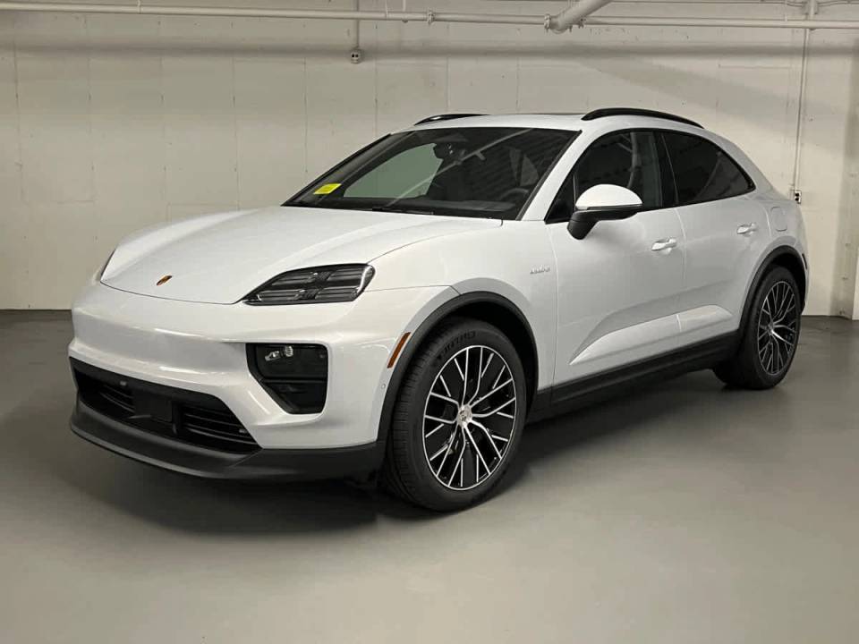 2026 Porsche Macan