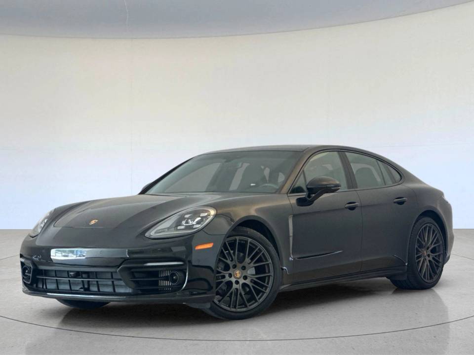 2023 Porsche Panamera Platinum Edition
