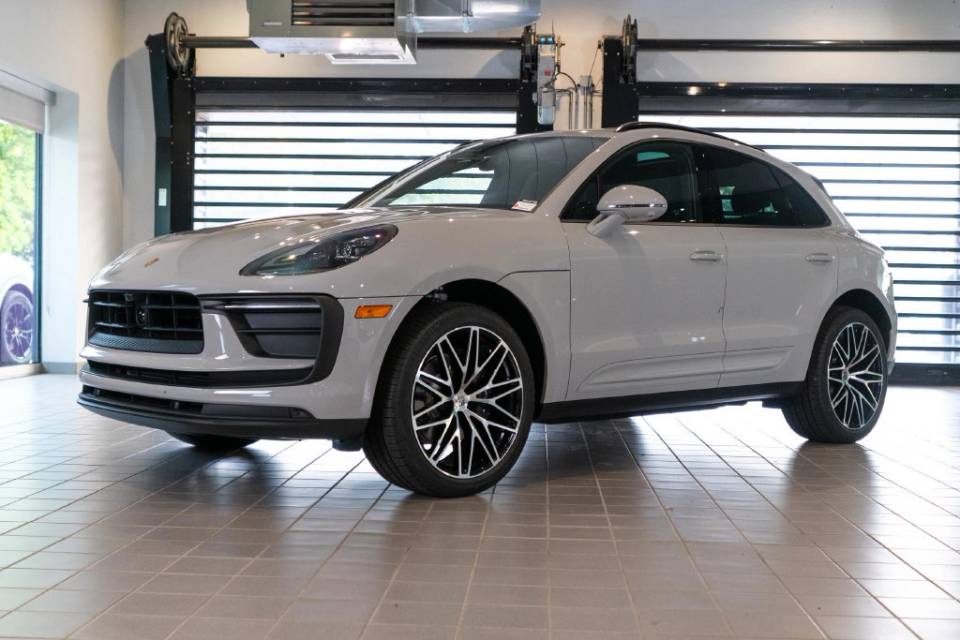 2026 Porsche Macan