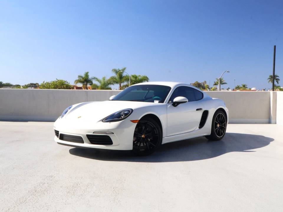 2024 Porsche 718