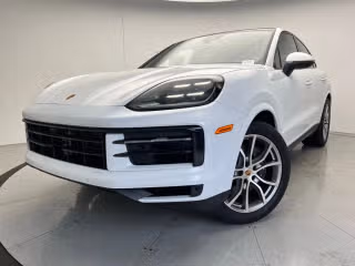 2025 Porsche Cayenne -'s photo