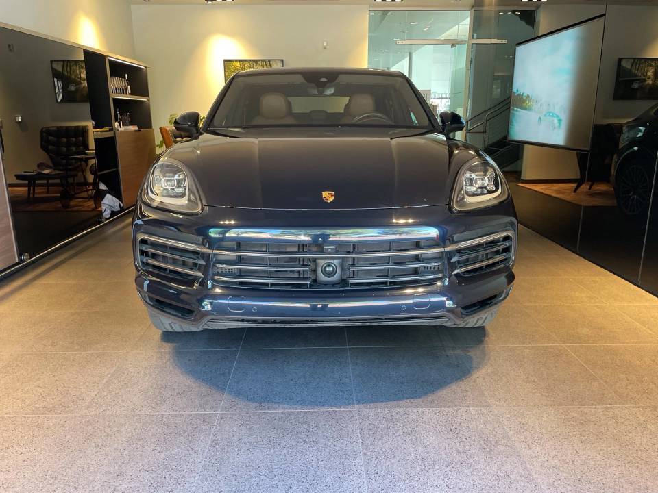 2023 Porsche Cayenne Coupe