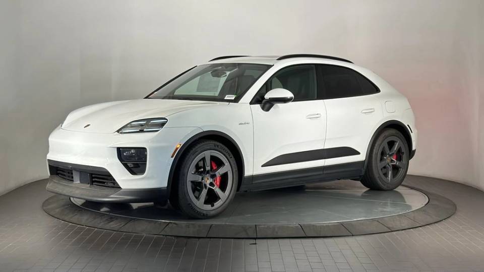 2025 Porsche Macan S