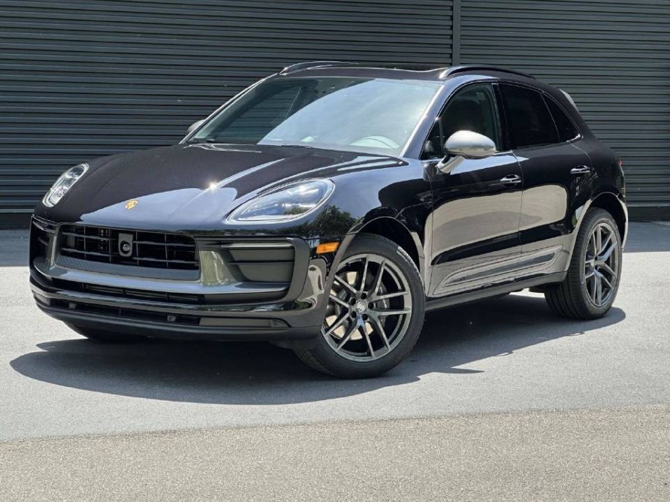 2026 Porsche Macan