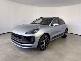 2026 Porsche Macan GTS's photo