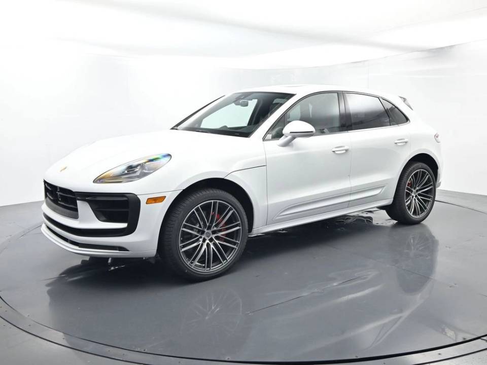2026 Porsche Macan