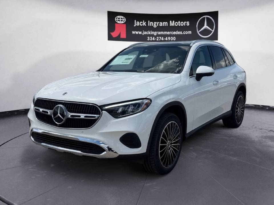 2026 Mercedes-Benz GLC Base