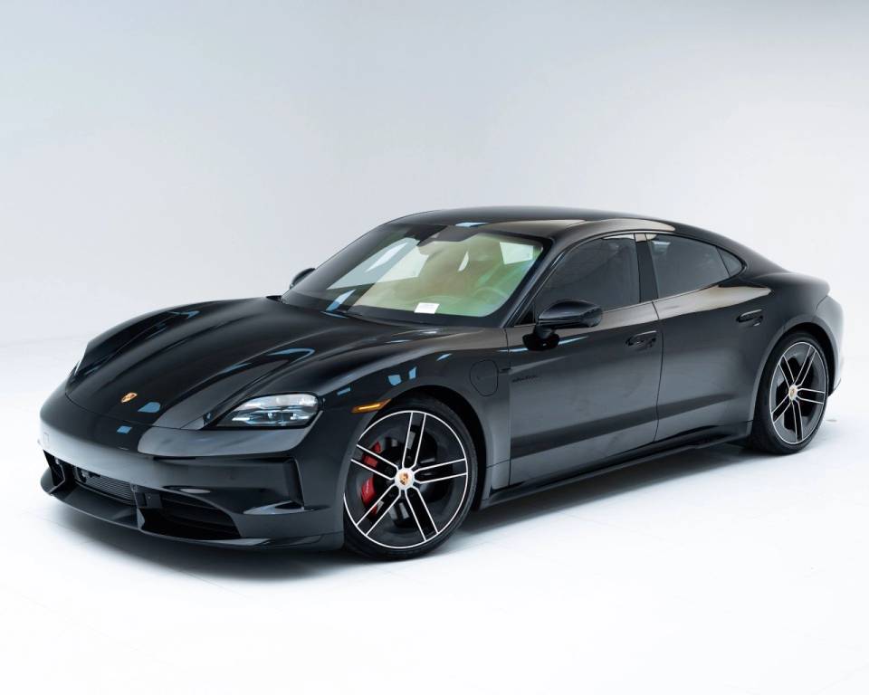 2026 Taycan GTS listing photo