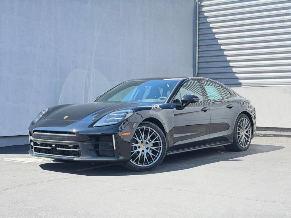 2025 Porsche Panamera