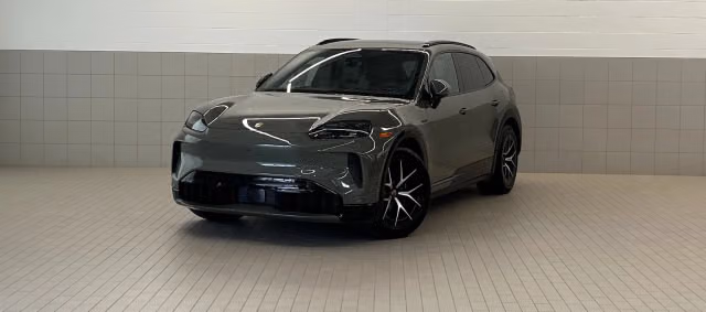 Used 2026 Porsche Cayenne Base with VIN WP1AA2X15TD000399 for sale in West Des Moines, IA