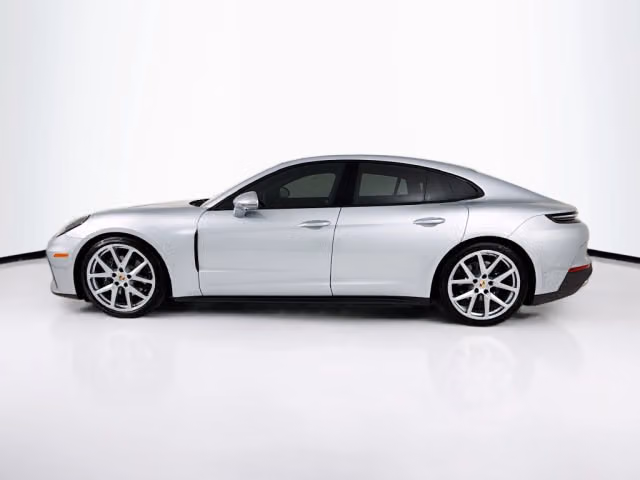 2026 Porsche Panamera Base - Photo 10