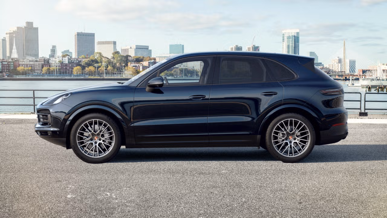 2023 Porsche Cayenne S Platinum Edition (MY23)