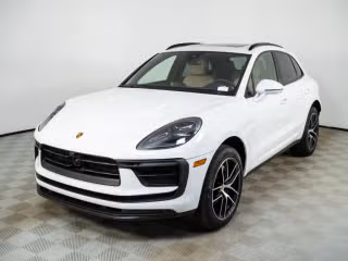 2024 Porsche Macan -'s photo