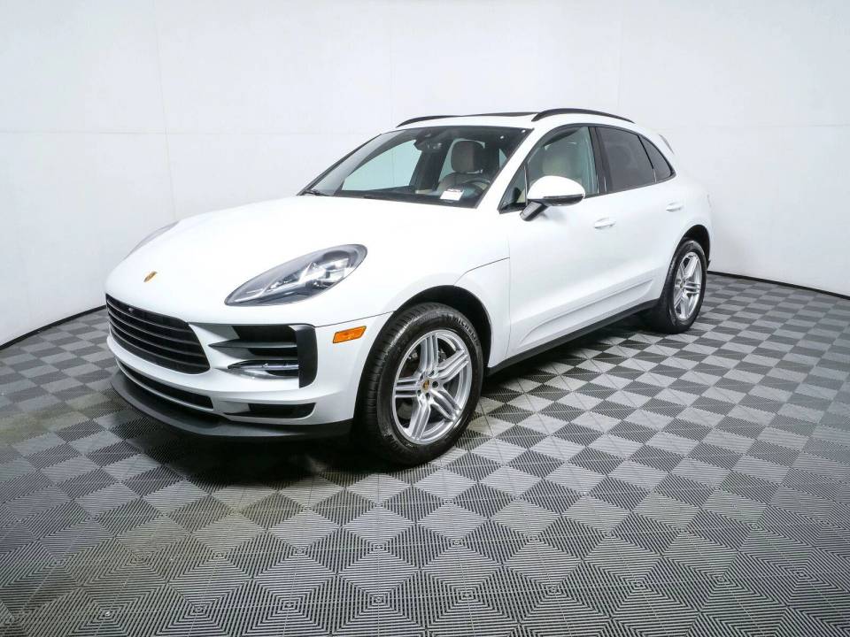 2021 Porsche Macan Base