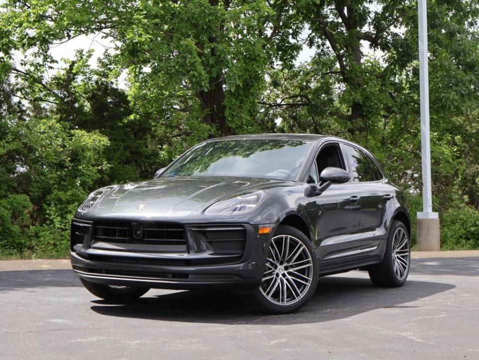 2026 Porsche Macan T