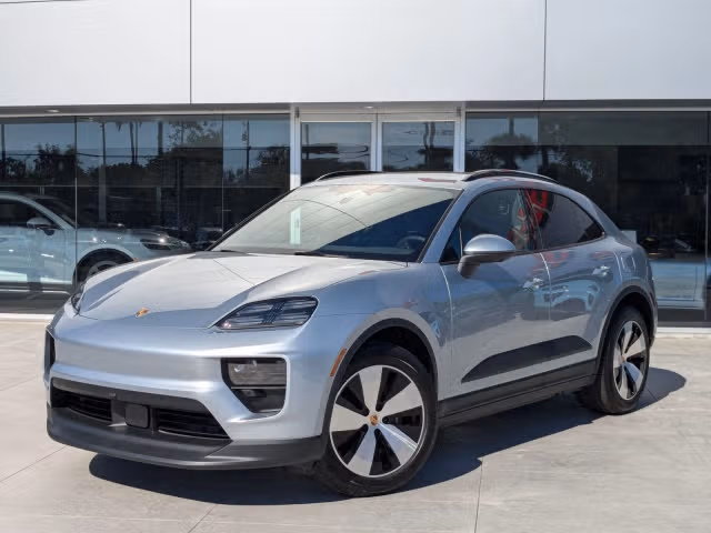 Used 2025 Porsche Macan Base with VIN WP1AD2XA8SL076808 for sale in Maitland, FL