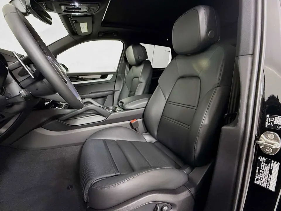 2026 Porsche Cayenne E-Hybrid - Photo 39