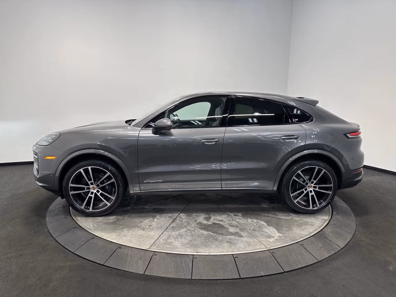 2026 Porsche Cayenne Coup Base - Photo 12