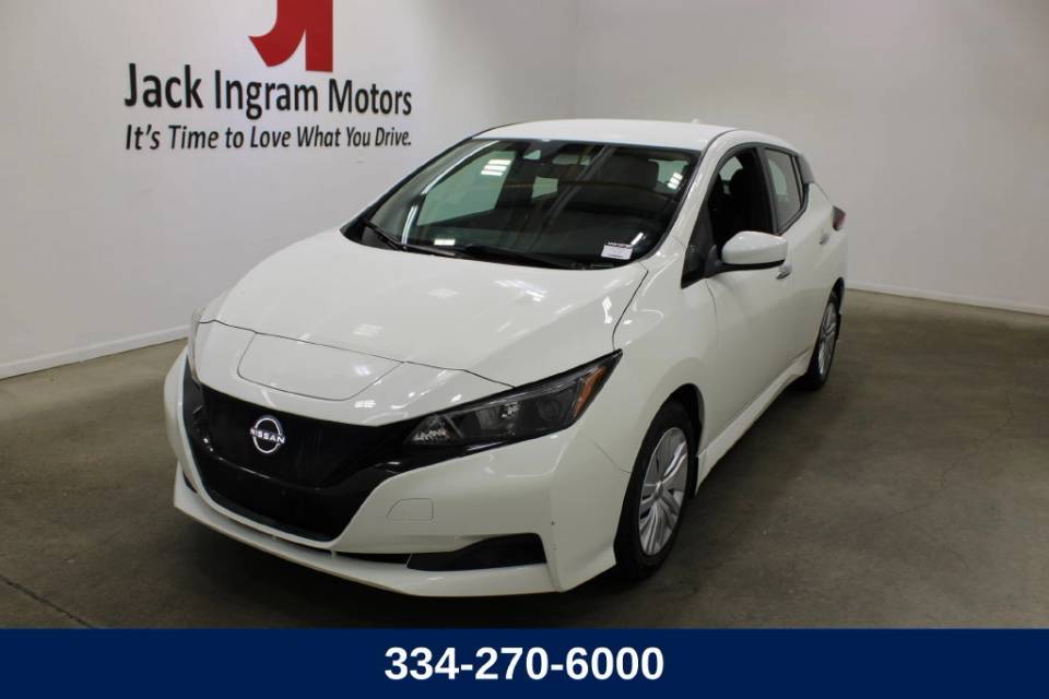 2025 Nissan Leaf S