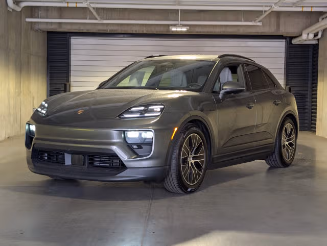 Used 2026 Porsche Macan Base with VIN WP1AA2XA6TL000465 for sale in Littleton, CO