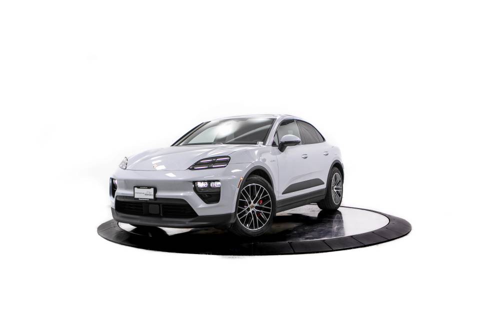 2025 Porsche Macan S