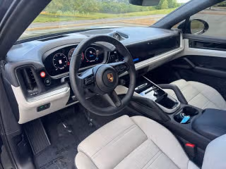 2025 Porsche Cayenne Coup Base - Photo 25